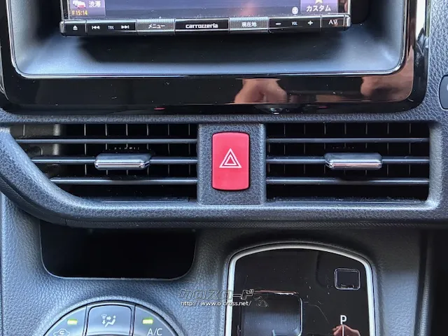 お問い合わせはユーポス奥武山店まで!098-852-0810 トヨタ ノア