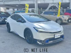 トヨタ プリウス