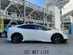 トヨタ プリウス