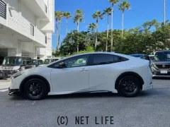 トヨタ プリウス