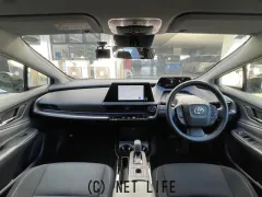 トヨタ プリウス