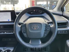 トヨタ プリウス