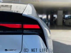 トヨタ プリウス