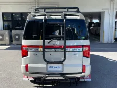 三菱 デリカD：5