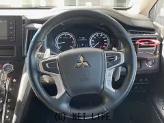 三菱 デリカD：5