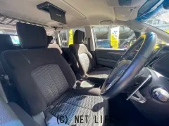 三菱 デリカD：5