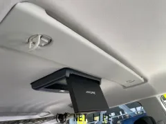 三菱 デリカD：5