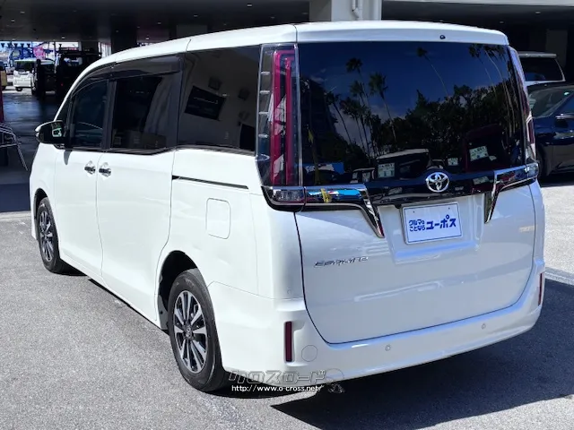 ガソリン車は高効率のバルブマチックやSuper CVT‐iなどの採用 トヨタ エスクァイア