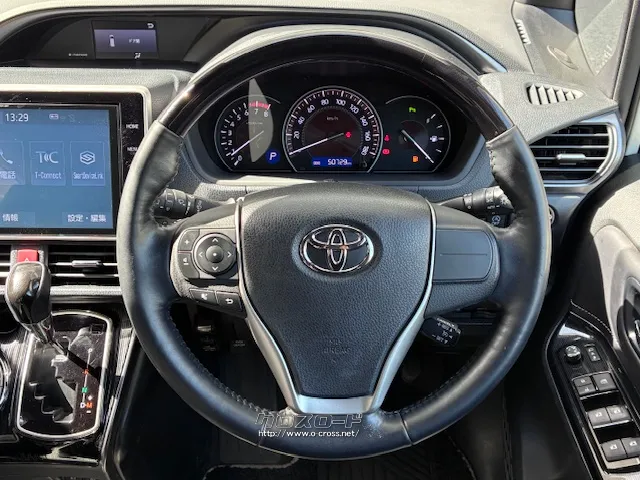 「Gi プレミアムパッケージ ブラックテーラード」 トヨタ エスクァイア