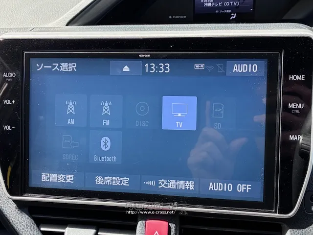 トヨタ純正10インチナビ(CD/DVD/Bluetooth/フルセグTV) トヨタ エスクァイア