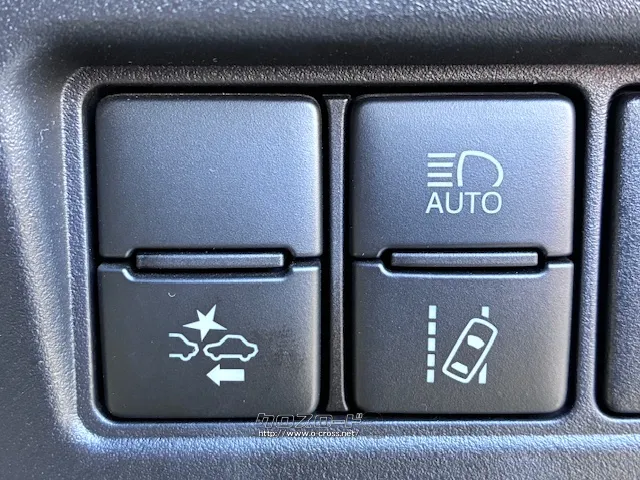 お問い合わせはユーポス奥武山店まで!098-852-0810 トヨタ エスクァイア