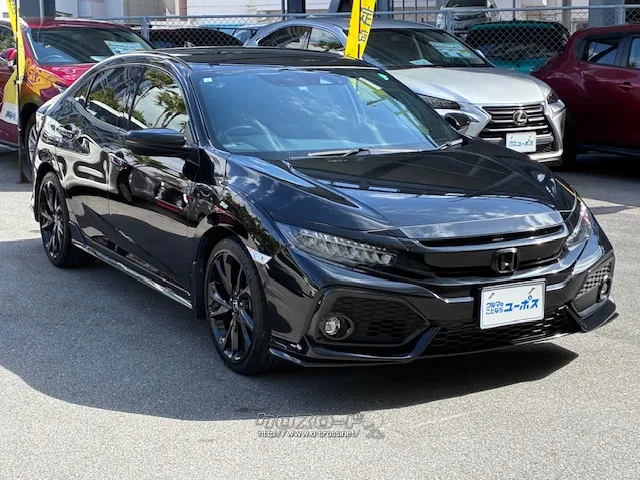 ダイナミックで軽快なリアビューとすることで、スポーティーさをより演出 ホンダ シビック