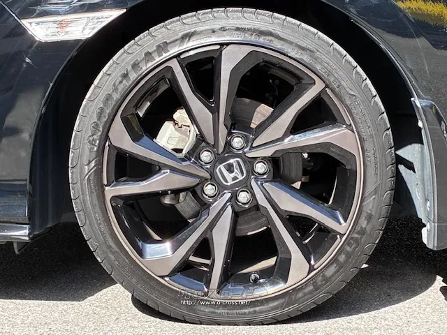 お問い合わせはユーポス奥武山店まで!098-852-0810 ホンダ シビック