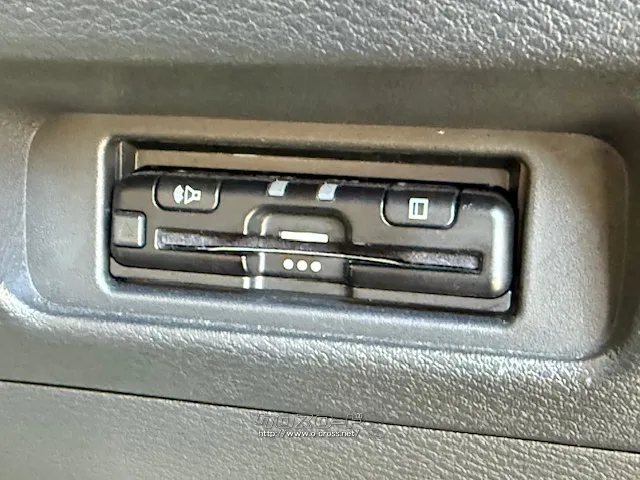 お問い合わせはユーポス奥武山店まで!098-852-0810 日産 ルークス