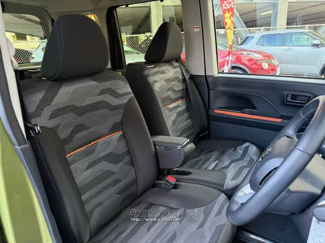 ホールド感とクッション性を兼ね備えたフロントシート ダイハツ タント