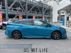 トヨタ プリウスPHV