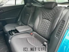 トヨタ プリウスPHV