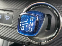 トヨタ プリウスPHV