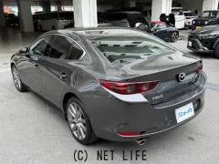 マツダ MAZDA3セダン