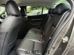 マツダ MAZDA3セダン