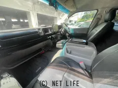 トヨタ ハイエースバン