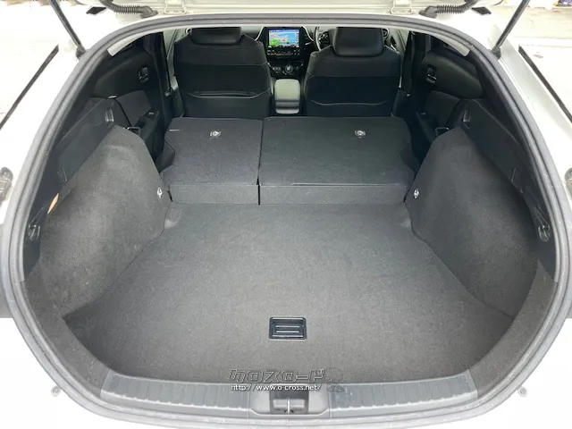 お問い合わせはユーポス奥武山店まで!098-852-0810 トヨタ プリウス