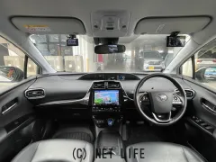 トヨタ プリウス