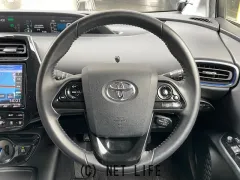 トヨタ プリウス