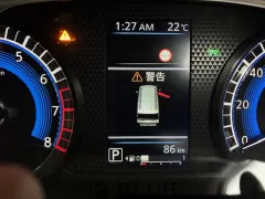 三菱 デリカミニ