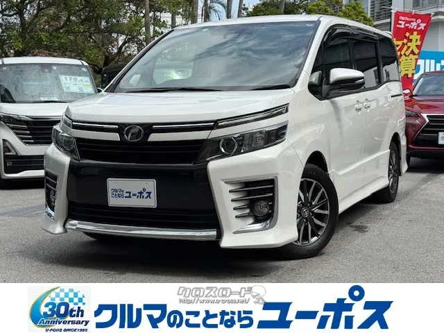 人気の車両が入庫致しました! トヨタ ヴォクシー