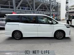 トヨタ ヴォクシー