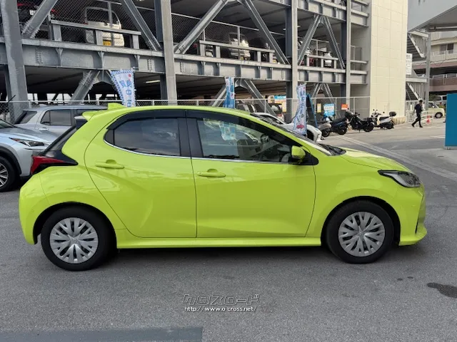 ボディ中心から前後タイヤに向かう引き締まった造形 トヨタ ヤリス