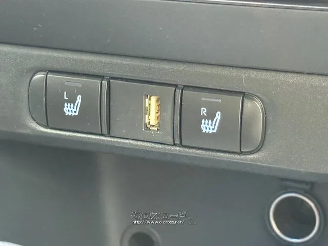 前席シートヒーター完備 トヨタ ヤリス