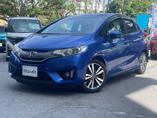 ホンダの5ドアスモールカーフィットハイブリド ホンダ フィット