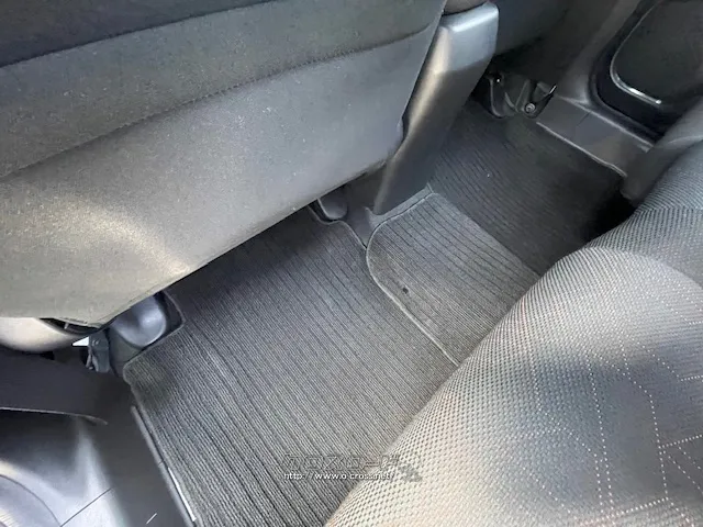 お問い合わせはユーポス奥武山店まで!098-852-0810 お電話お待ちしてお ホンダ フィット