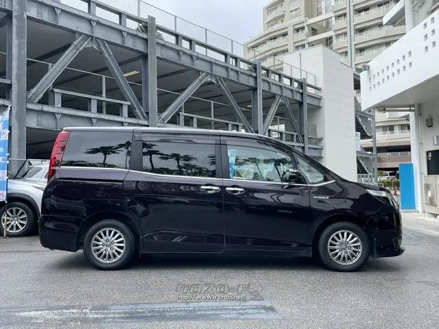 お問い合わせはユーポス奥武山店まで!098-852-0810 トヨタ エスクァイア