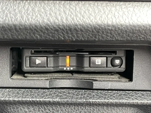 ETC車載器搭載 トヨタ エスクァイア