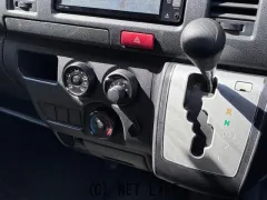 トヨタ ハイエースバン
