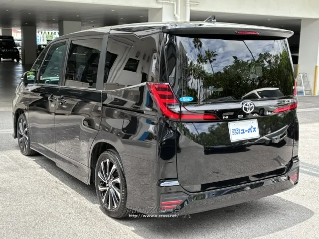 ハイブリッド車は1.8L直列4気筒DOHCエンジン(2ZR‐FXE)を採用。 トヨタ ヴォクシー