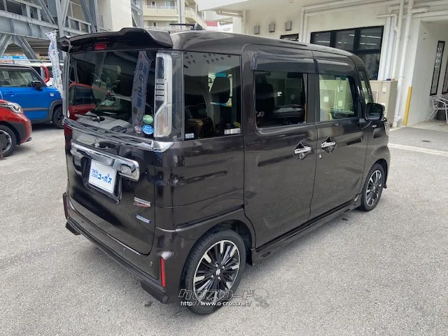 発進時にモーターのみで走行できるマイルドハイブリッドを全車に搭載 スズキ スペーシア