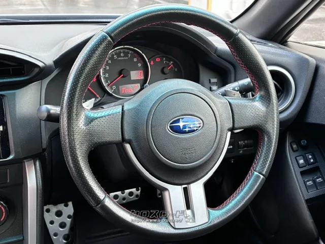 JC08モード燃費12.8km/リットル スバル BRZ