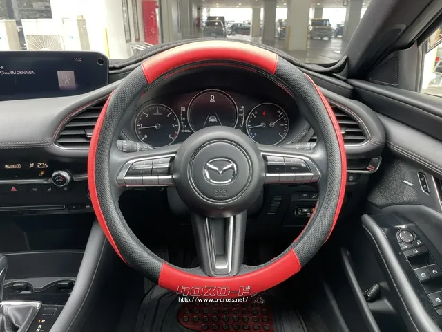 お問い合わせはユーポス奥武山店まで!098-852-0810 マツダ MAZDA3ファストバック