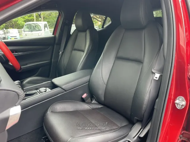 WLTCモード燃費19.8km/リットル マツダ MAZDA3ファストバック