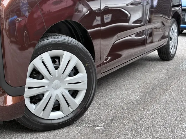 タイヤサイズ(前後)155/65R14 ダイハツ ムーヴ