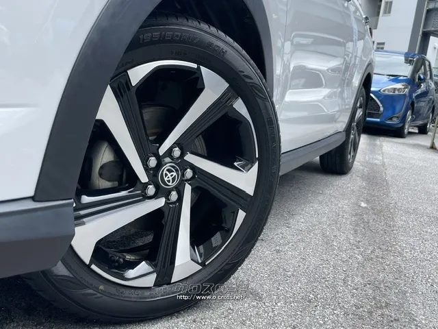 タイヤサイズ(前後)195/60R17 トヨタ ライズ