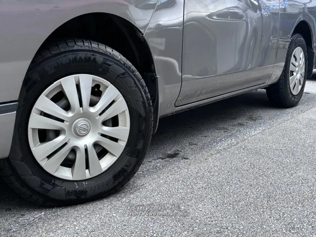 タイヤサイズ(前後)195/80R15 107/105L LT 日産 NV350キャラバン