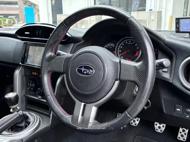 革巻きステアリング スバル BRZ