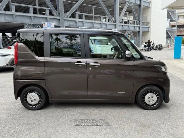 安全装備には、、「前方衝突予測警報」を採用 日産 ルークス