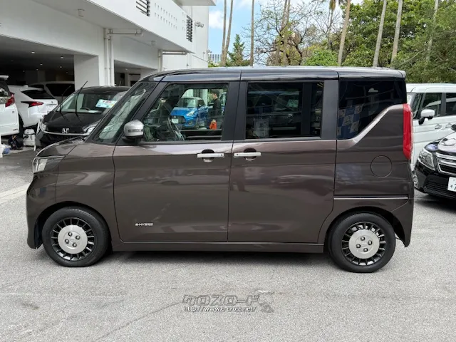 ユーポス奥武山店は軽自動車やミニバンなど様々なジャンルの車両を取り扱っております 日産 ルークス