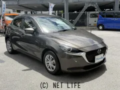 マツダ MAZDA2